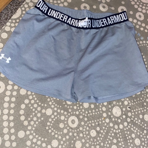 Grey, Underarmor, workout shorts. - Picture 1 of 2
